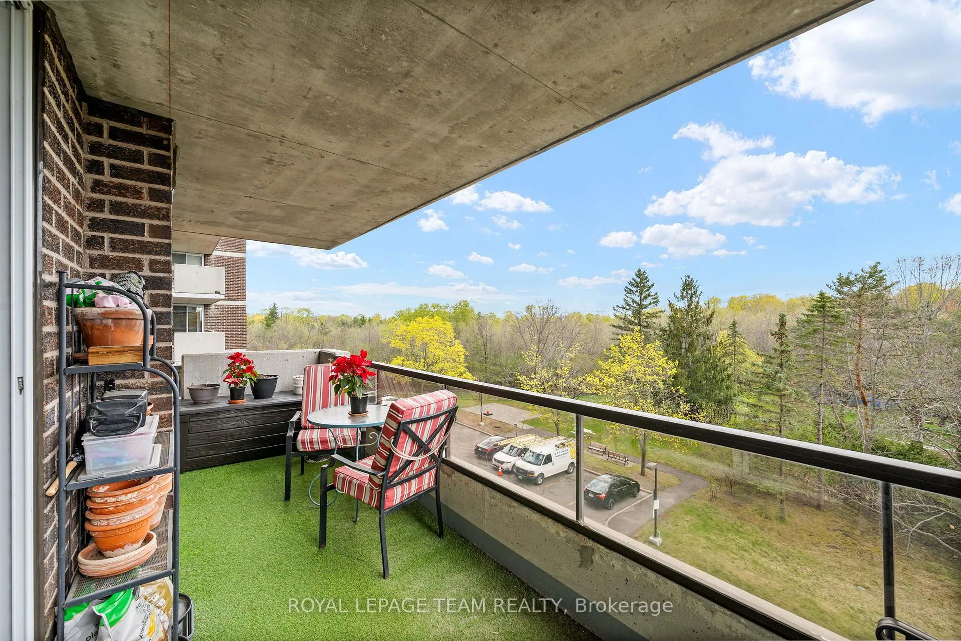 Photo 27 of Unit 402, 1705 Playfair Drive, Ottawa, Playfair Park — HOMEH