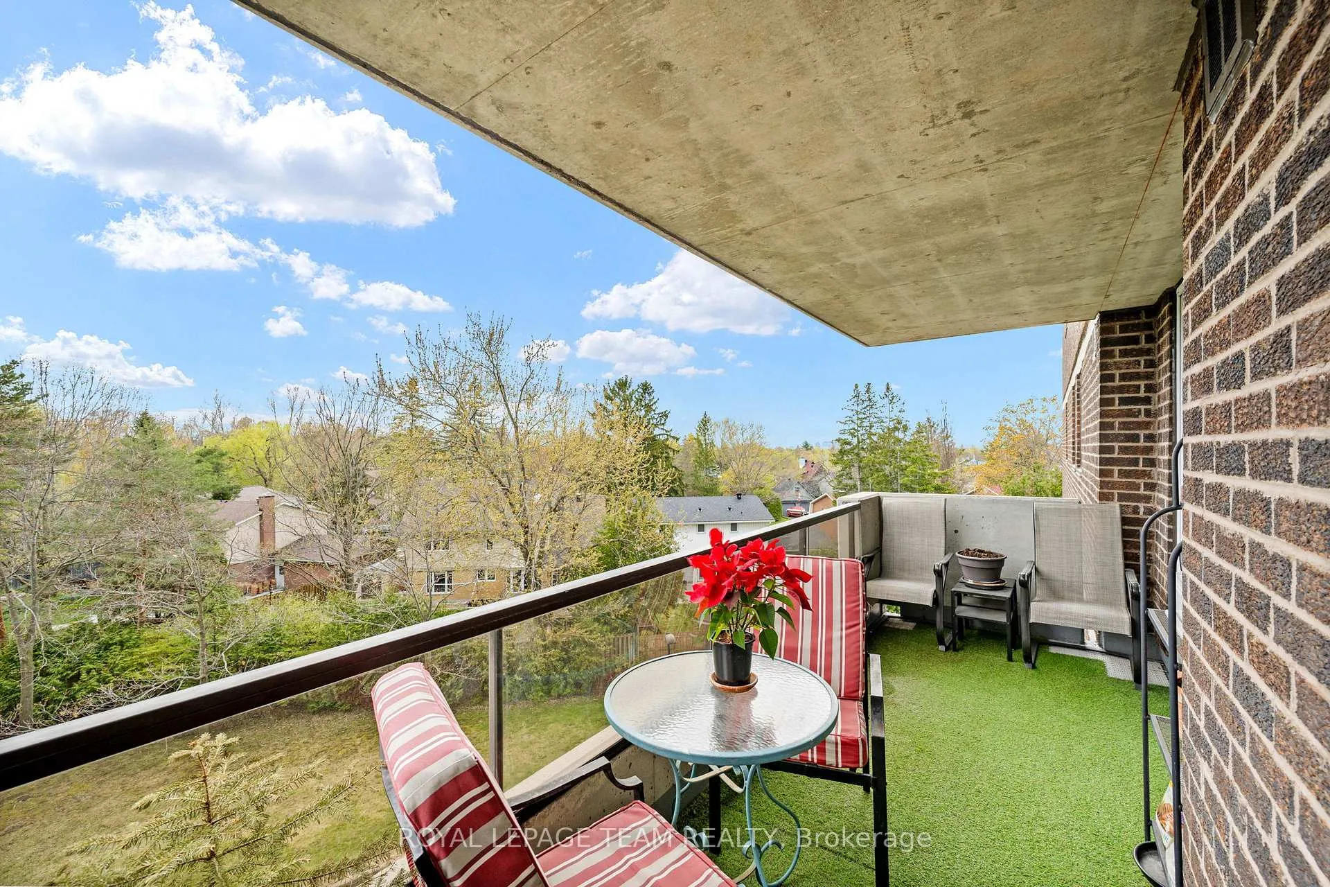 Photo 28 of Unit 402, 1705 Playfair Drive, Ottawa, Playfair Park — HOMEH