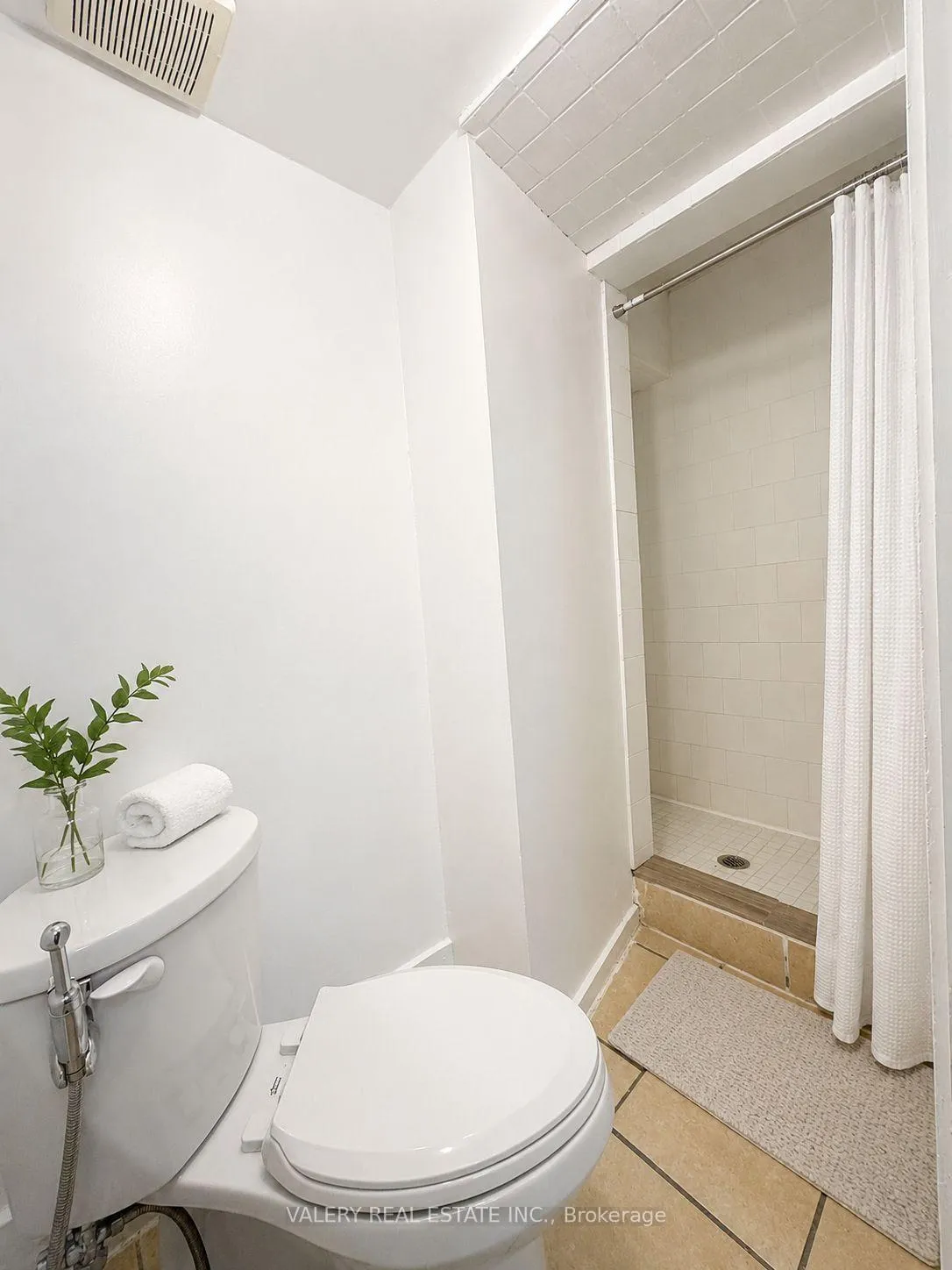 Photo 7 of Unit 14A, 220 Gordon Street, Guelph, Dovercliffe Park/Old University — HOMEH