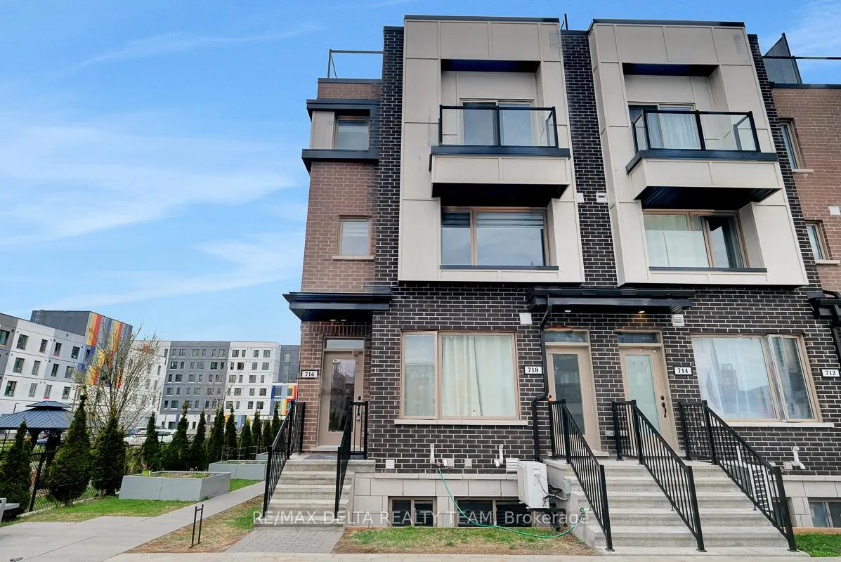 Front of Unit 11, 716 Kizis Private