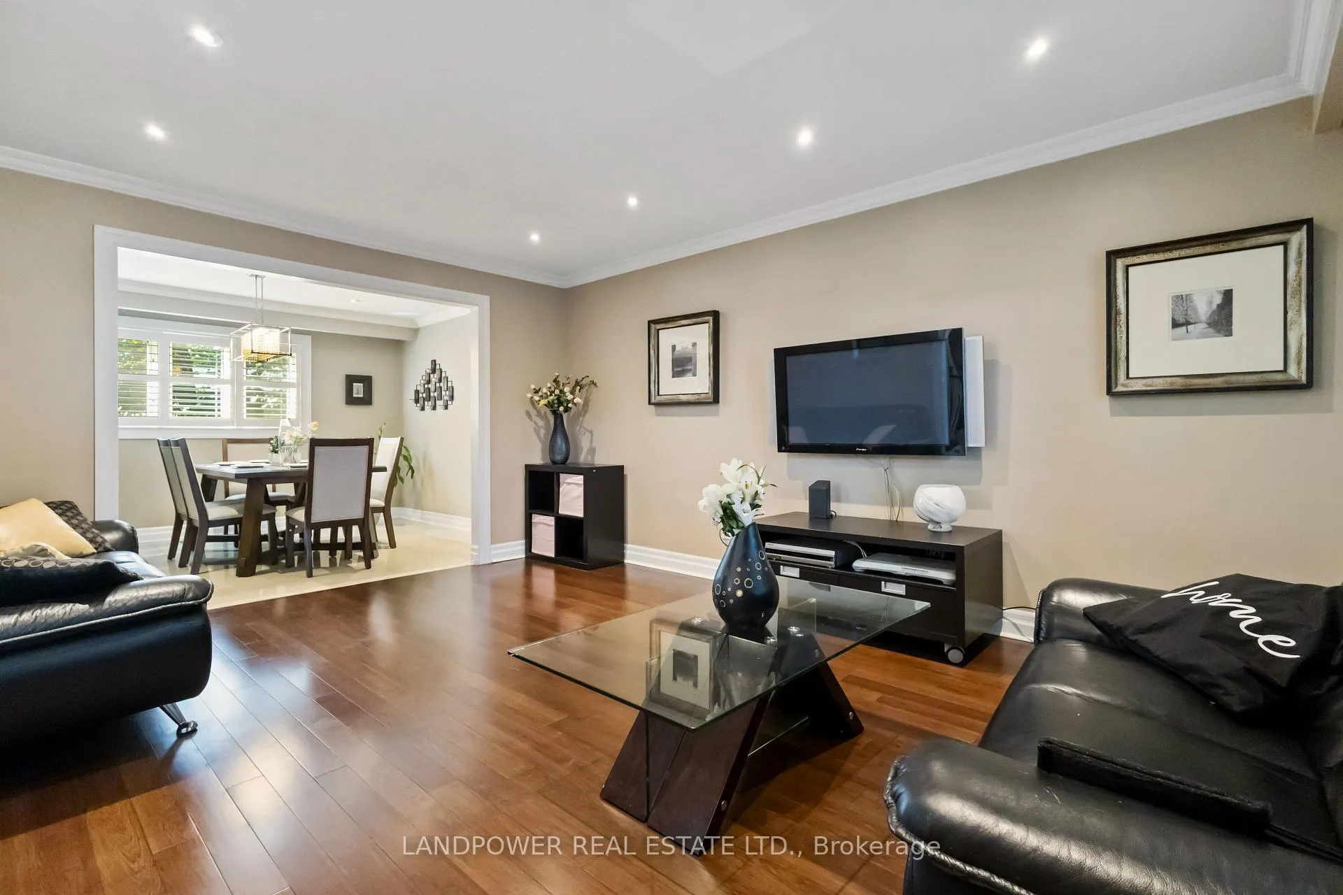 Photo 7 of 23 Fry Court, Markham, Old Markham Village — HOMEH