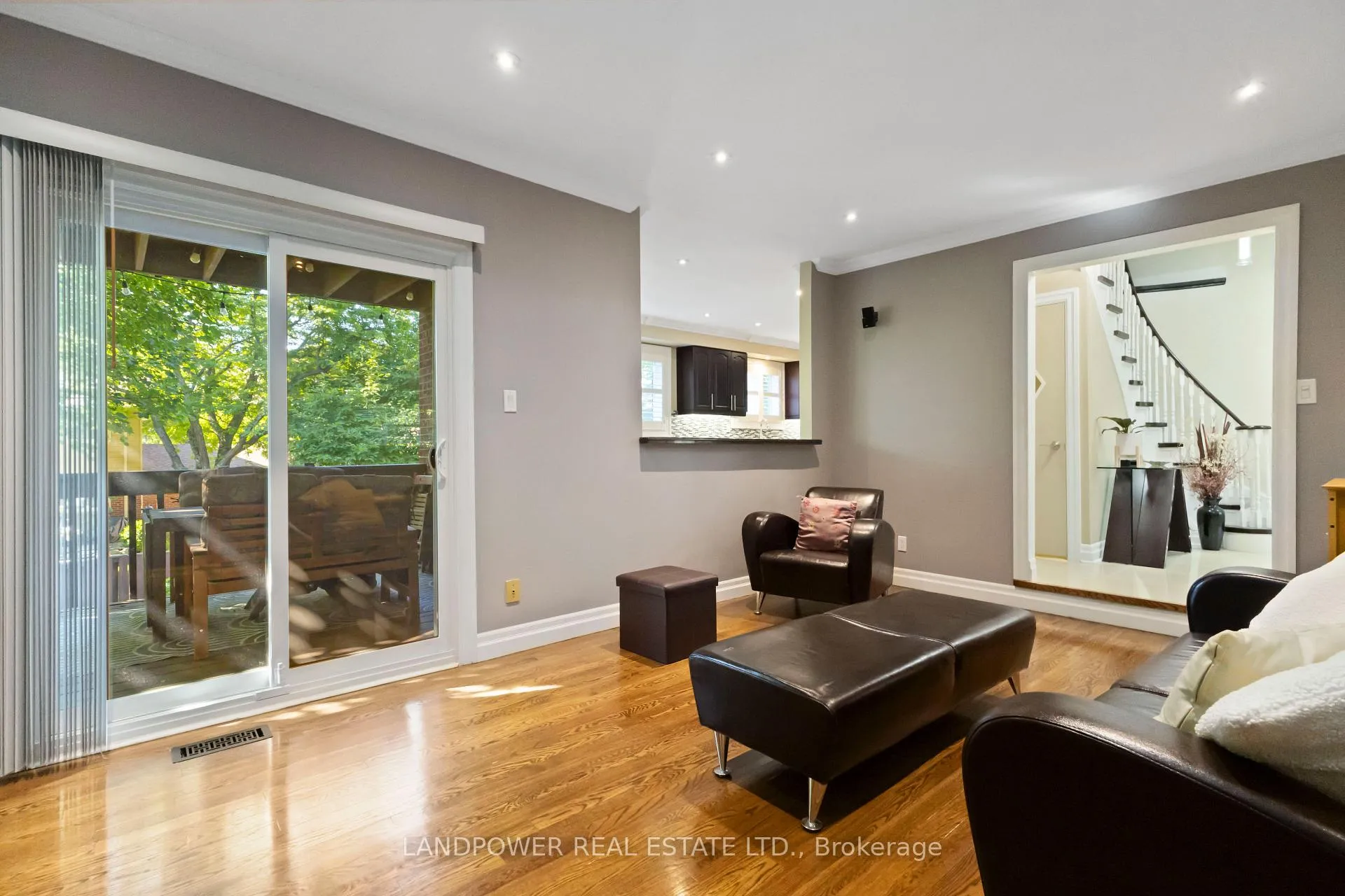 Photo 12 of 23 Fry Court, Markham, Old Markham Village — HOMEH