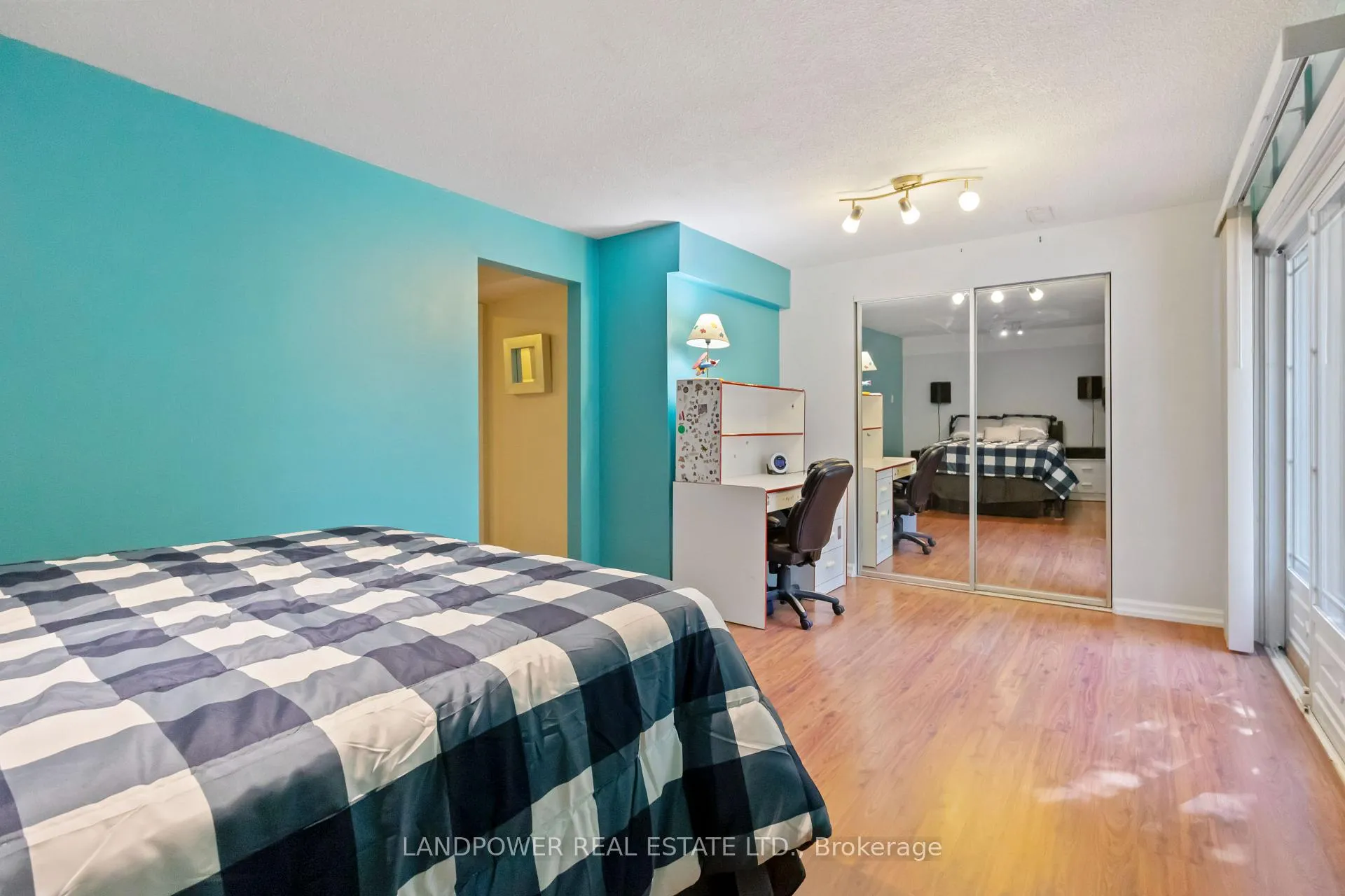 Photo 34 of 23 Fry Court, Markham, Old Markham Village — HOMEH