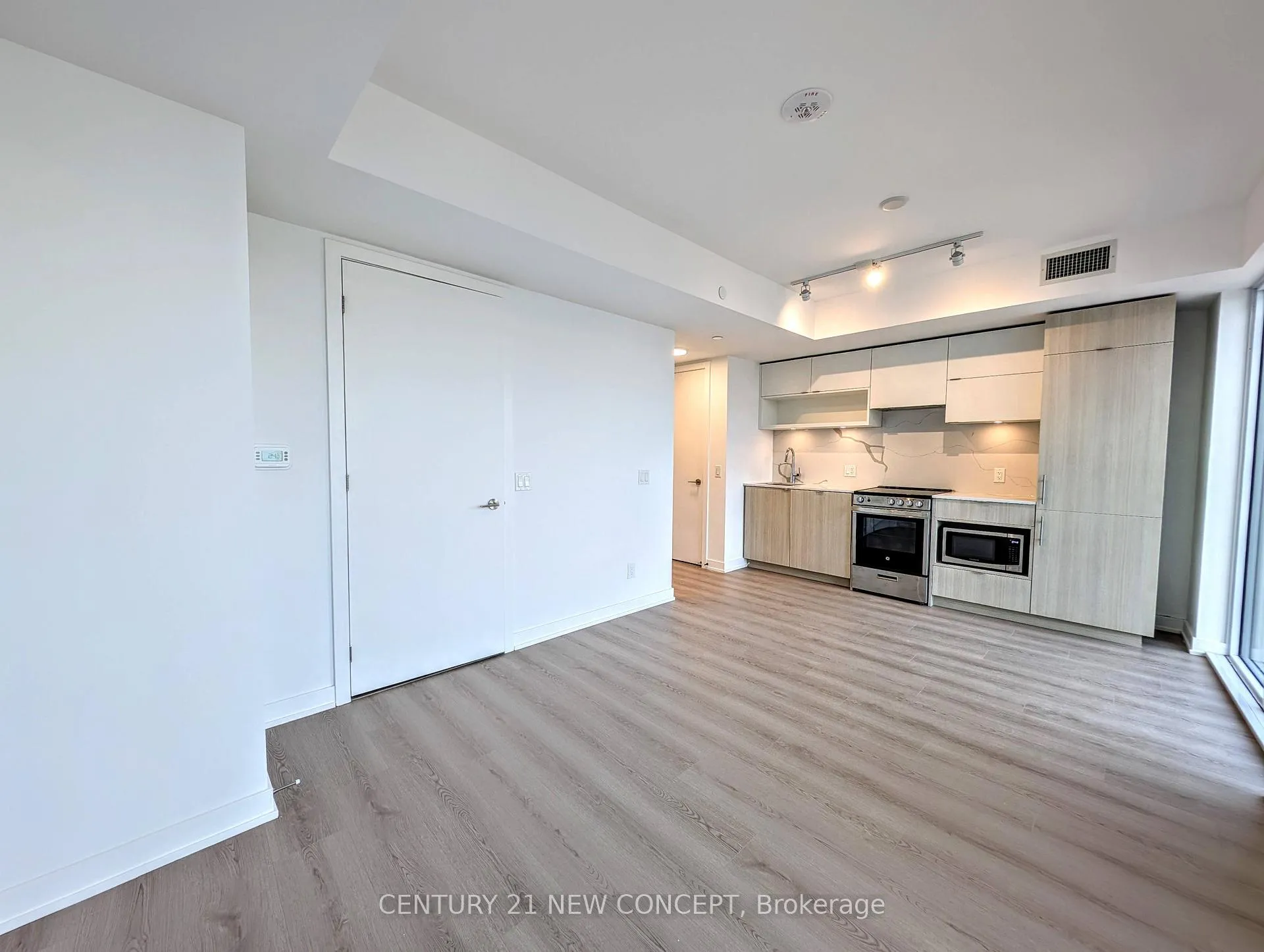 Photo 5 of Unit 2807, 100 Queen Street E, Toronto, Church-Yonge Corridor — HOMEH