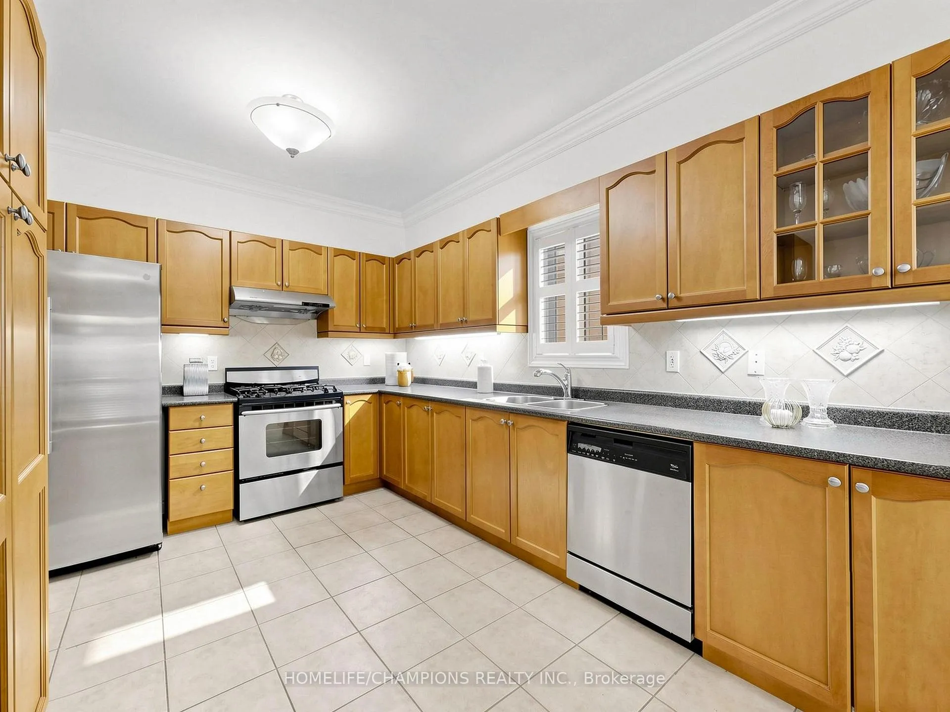 Photo 19 of 79 Abbyview Drive W, Whitby, Williamsburg — HOMEH
