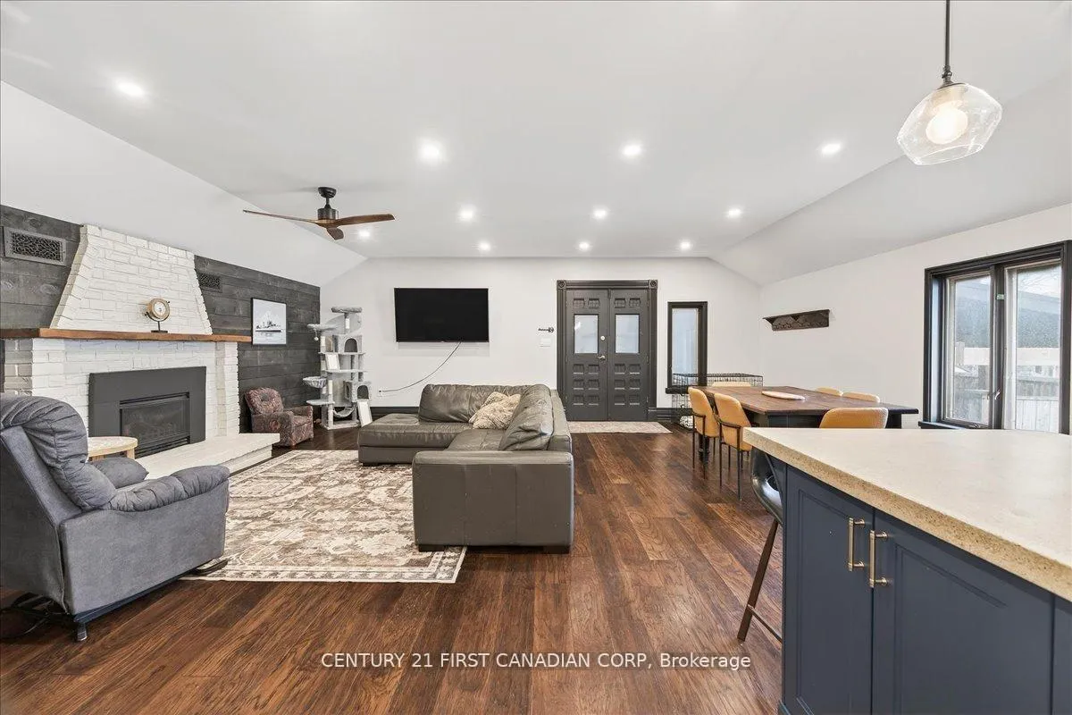 Photo 22 of 18 Colborne Street, Strathroy-Caradoc, NE — HOMEH