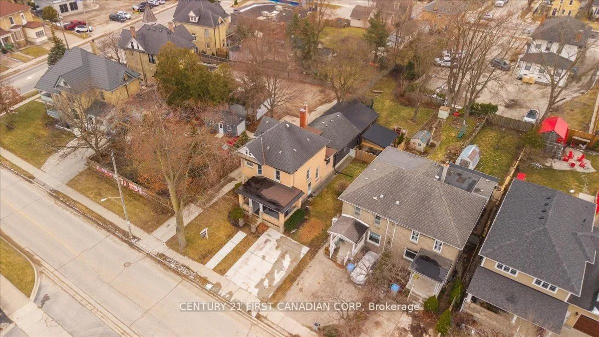 Photo 43 of 18 Colborne Street, Strathroy-Caradoc, NE — HOMEH