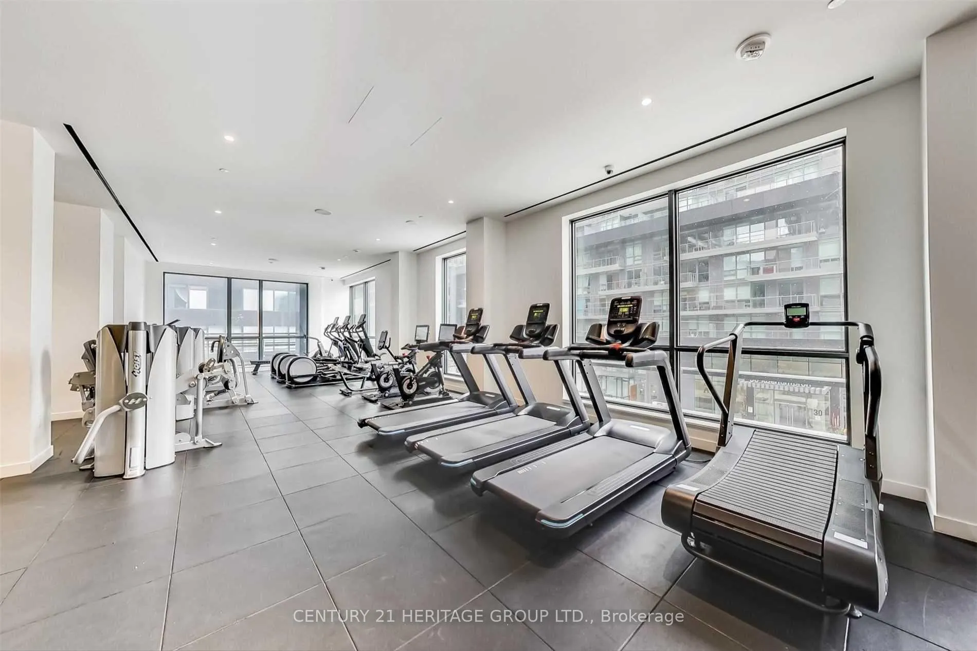 Photo 14 of Unit 2809, 39 Roehampton Avenue, Toronto, Mount Pleasant West — HOMEH