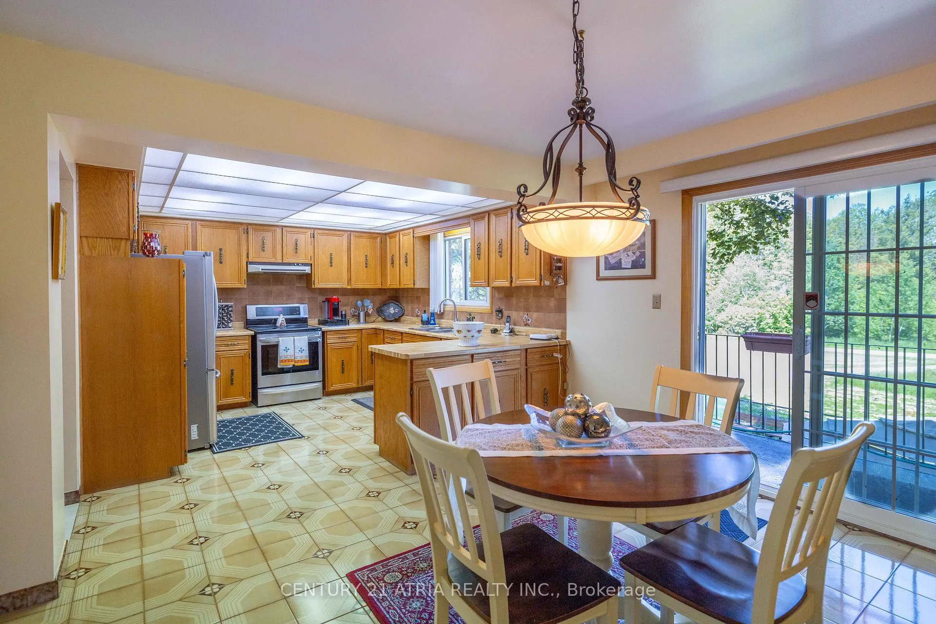 Photo 9 of 33 Morbank Drive, Scarborough, Steeles — HOMEH