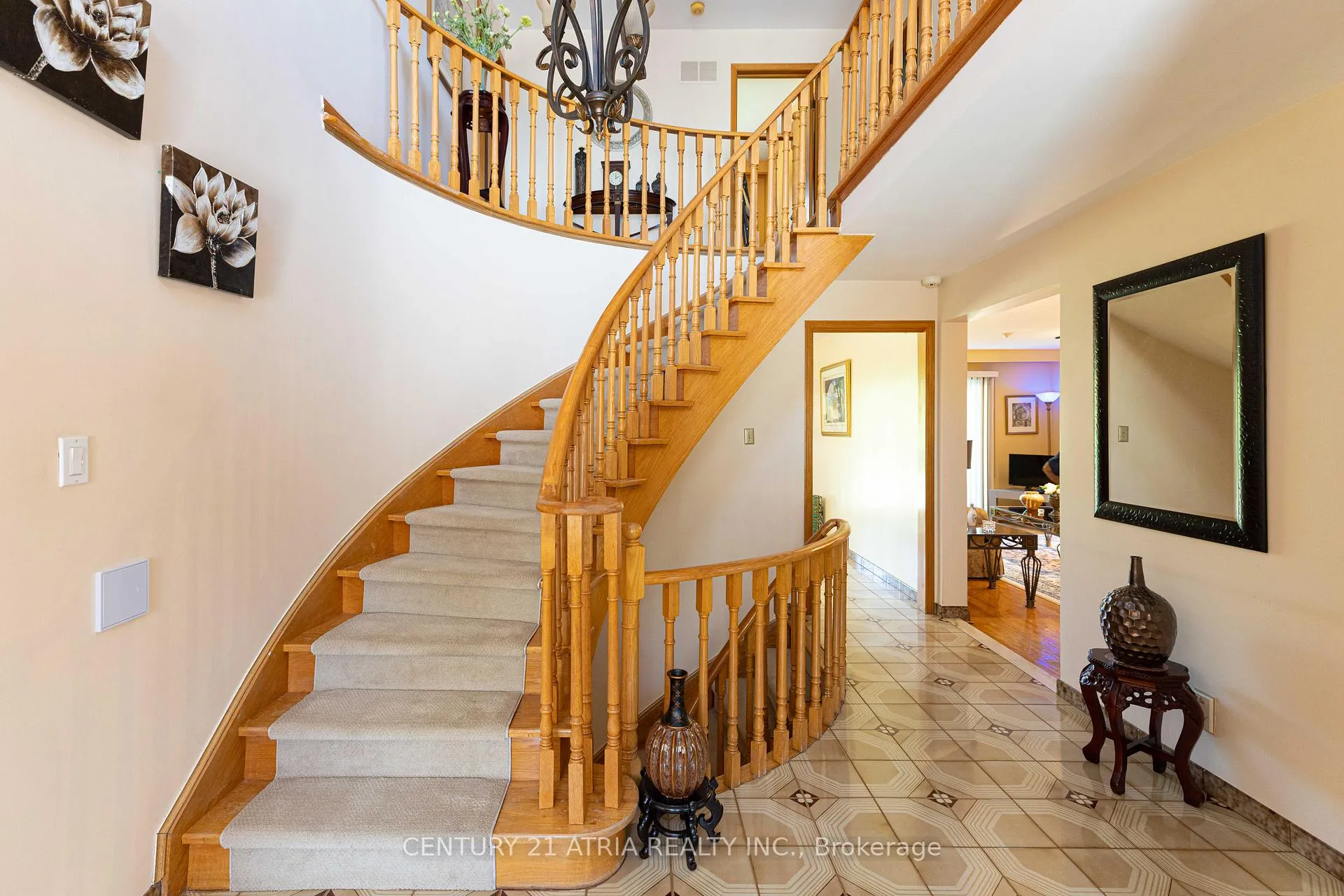 Photo 16 of 33 Morbank Drive, Scarborough, Steeles — HOMEH