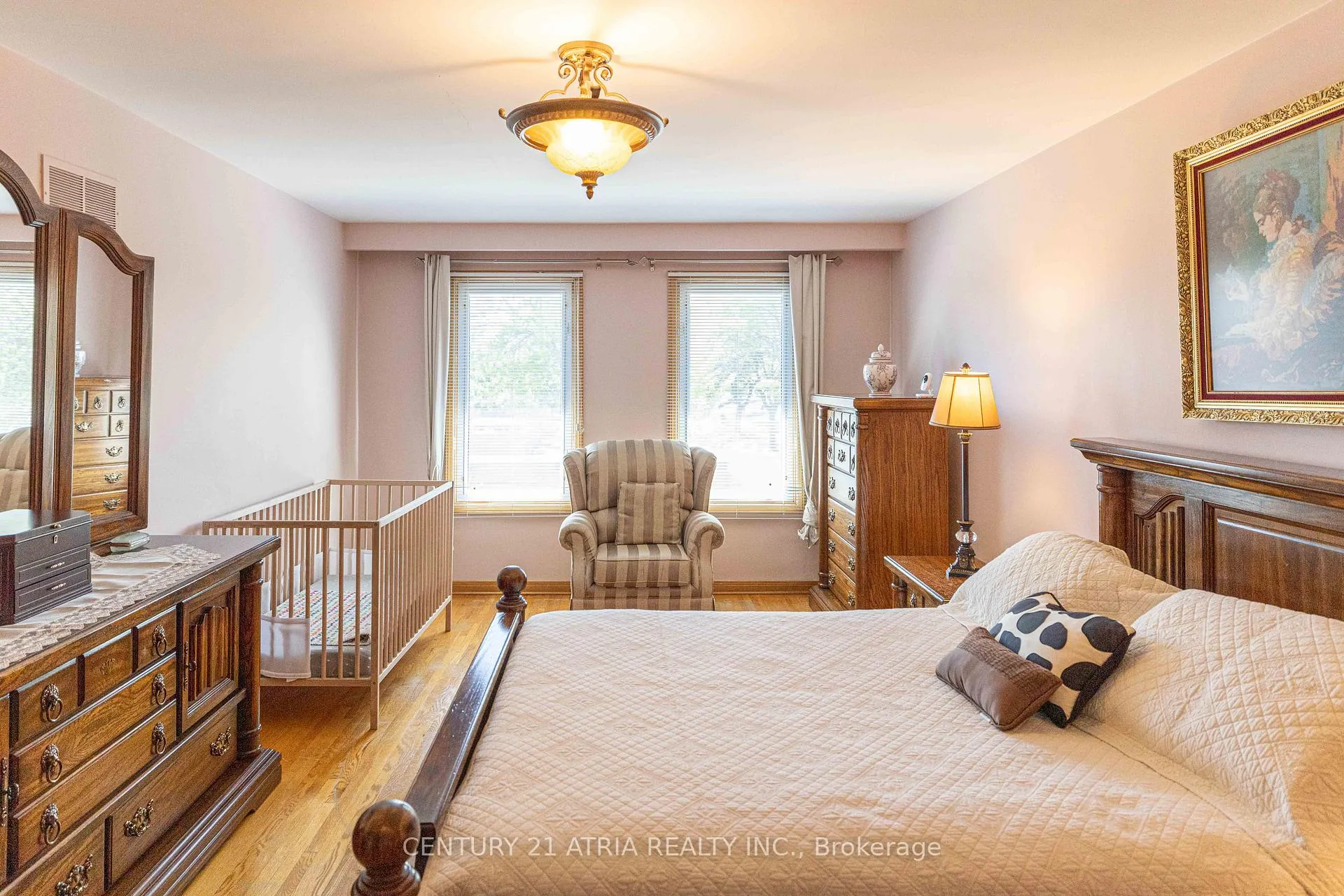 Photo 25 of 33 Morbank Drive, Scarborough, Steeles — HOMEH