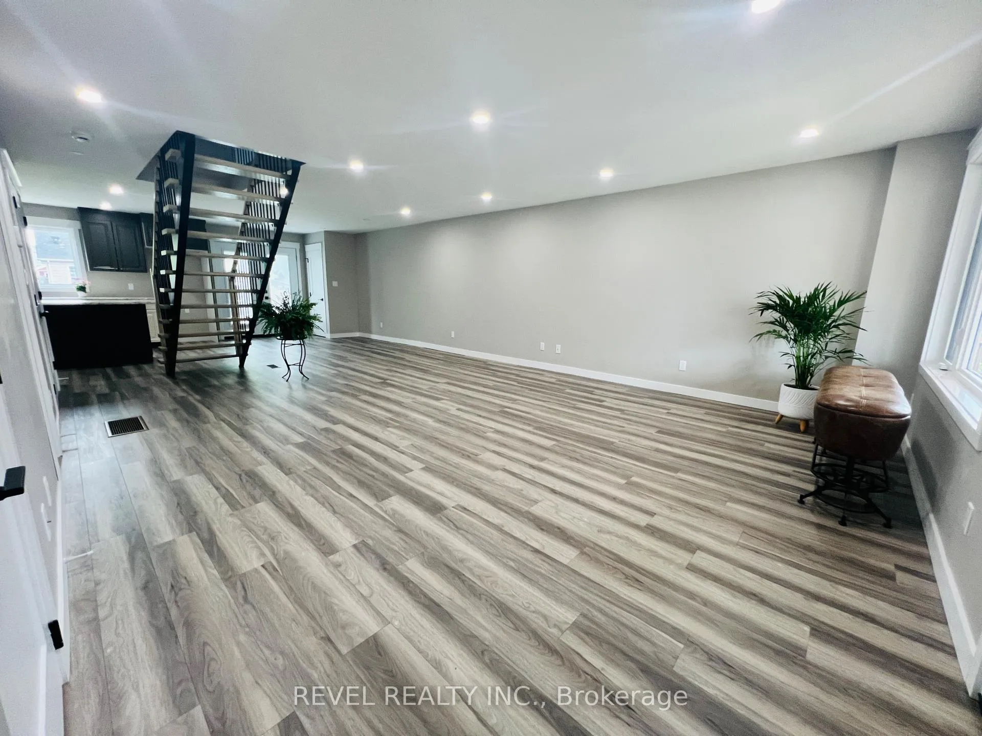 Photo 2 of 48 Sterling Avenue W, Timmins, TS - SW — HOMEH