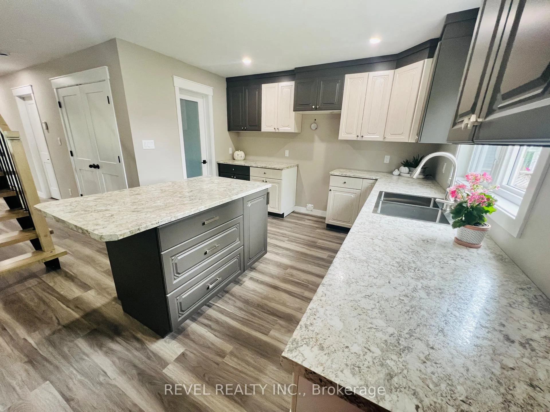 Photo 6 of 48 Sterling Avenue W, Timmins, TS - SW — HOMEH