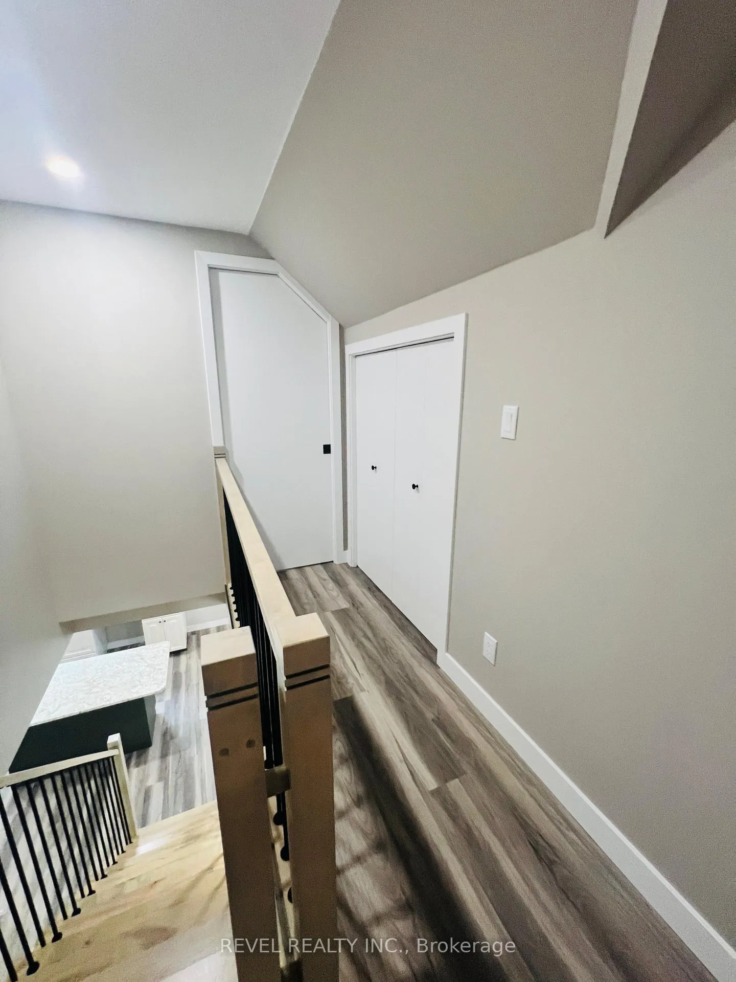 Photo 13 of 48 Sterling Avenue W, Timmins, TS - SW — HOMEH