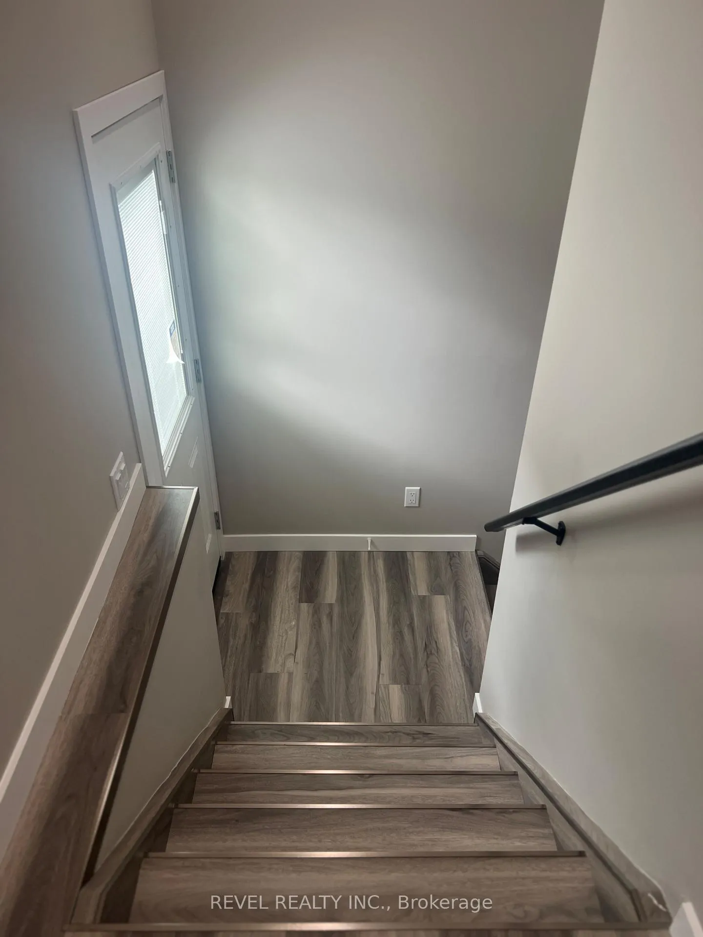 Photo 23 of 48 Sterling Avenue W, Timmins, TS - SW — HOMEH