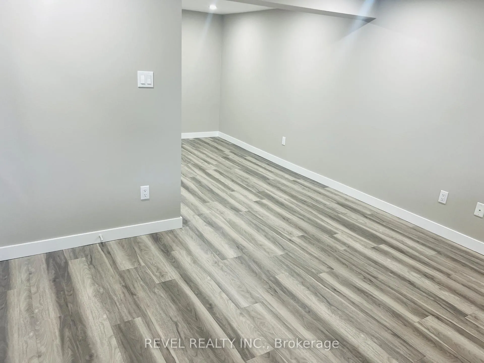 Photo 26 of 48 Sterling Avenue W, Timmins, TS - SW — HOMEH