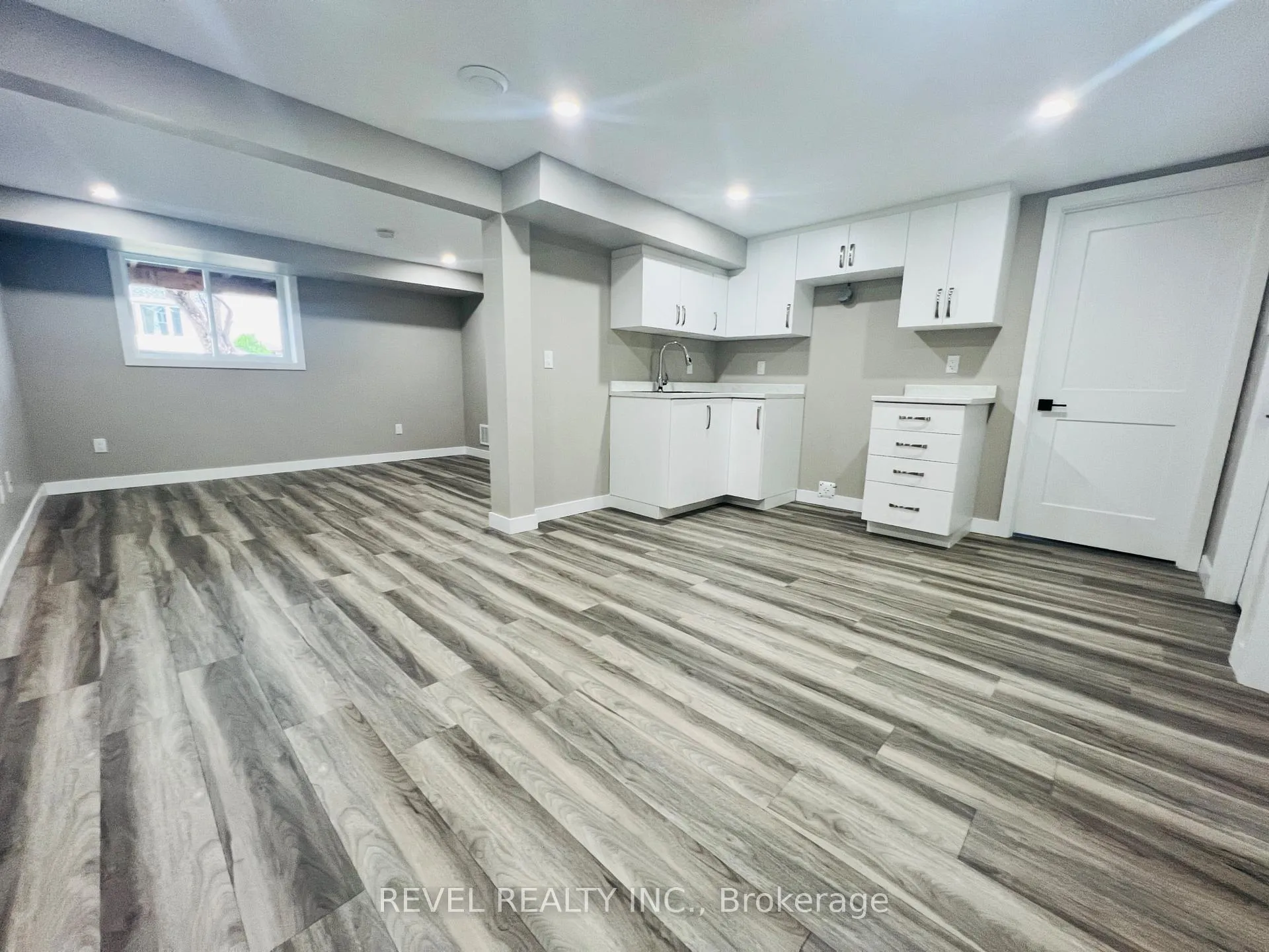 Photo 27 of 48 Sterling Avenue W, Timmins, TS - SW — HOMEH