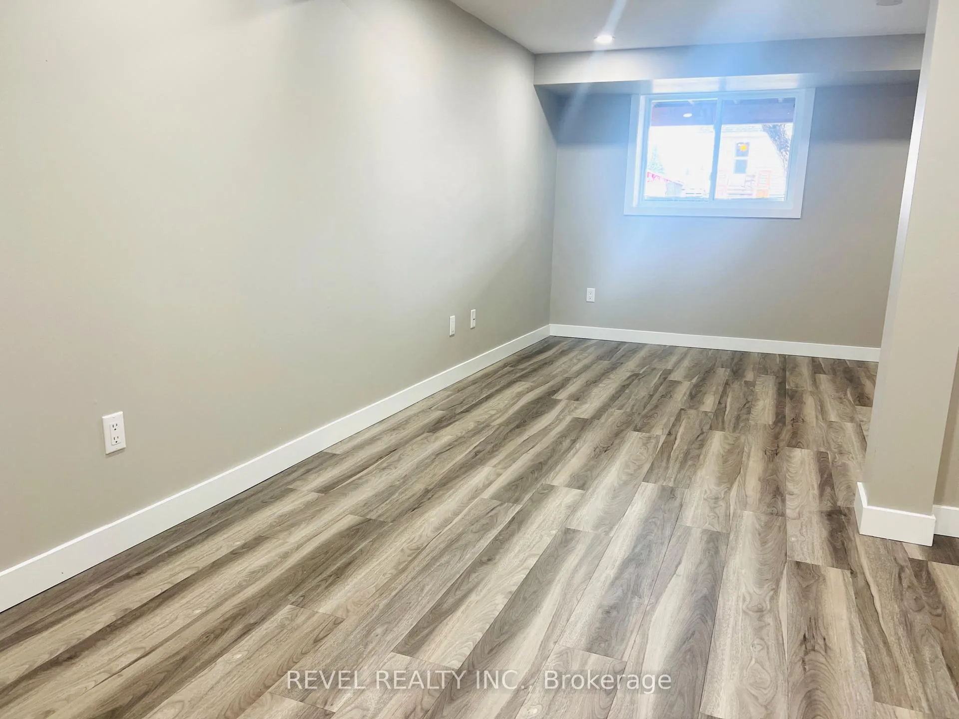 Photo 31 of 48 Sterling Avenue W, Timmins, TS - SW — HOMEH