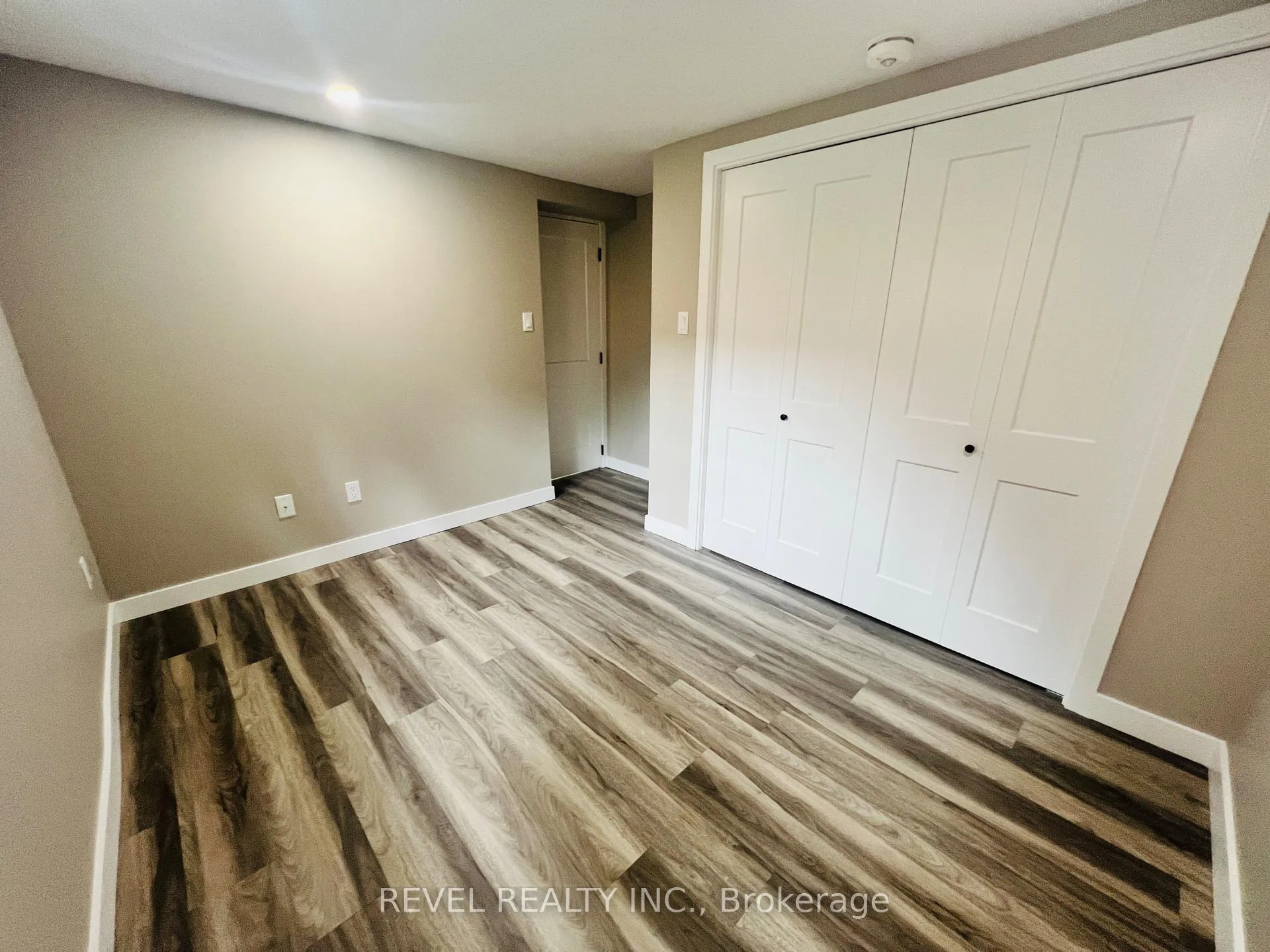 Photo 36 of 48 Sterling Avenue W, Timmins, TS - SW — HOMEH