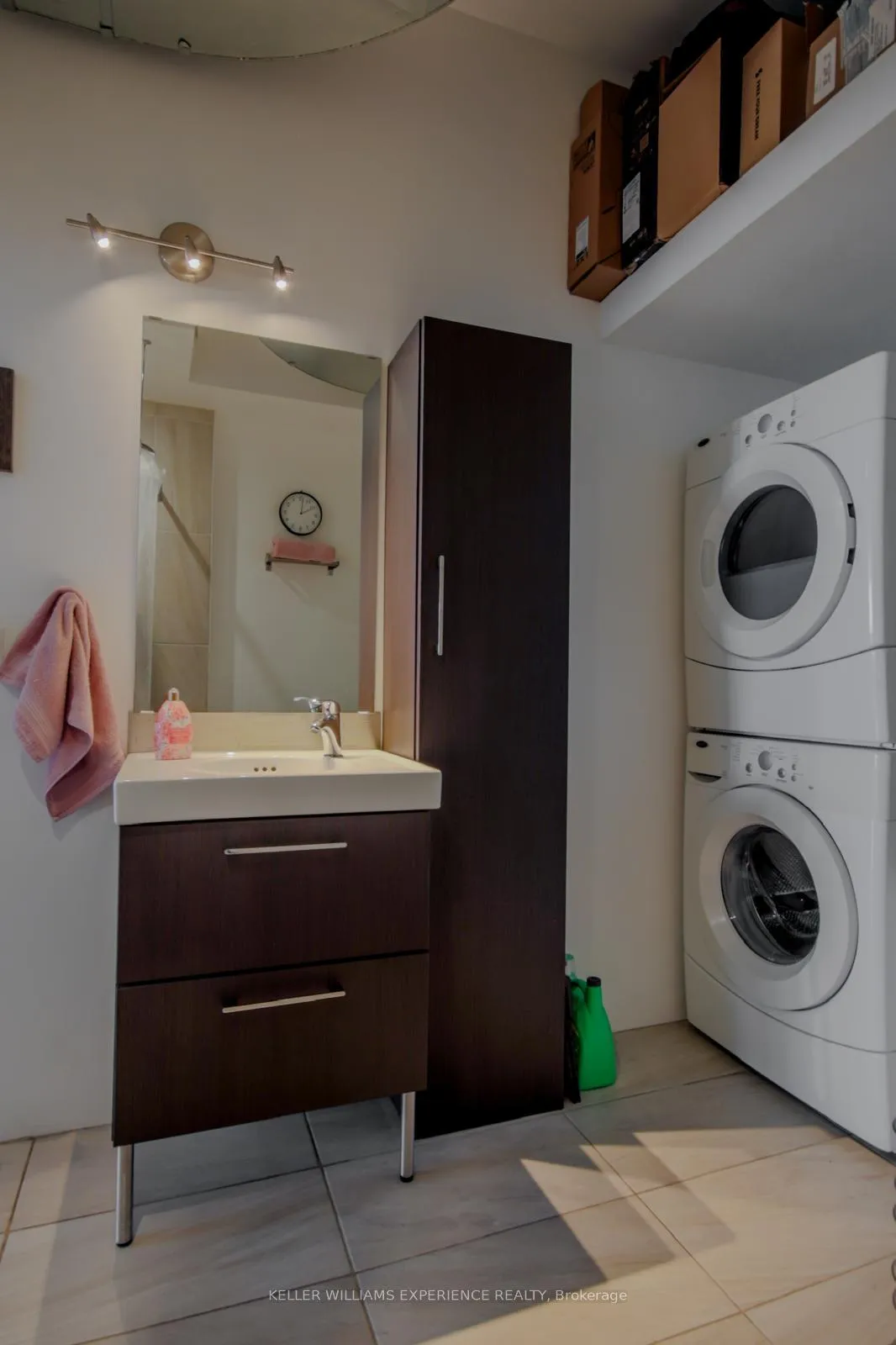 Photo 12 of Unit 2nd Floor, 17 John Street N, Hamilton, Beasley — HOMEH