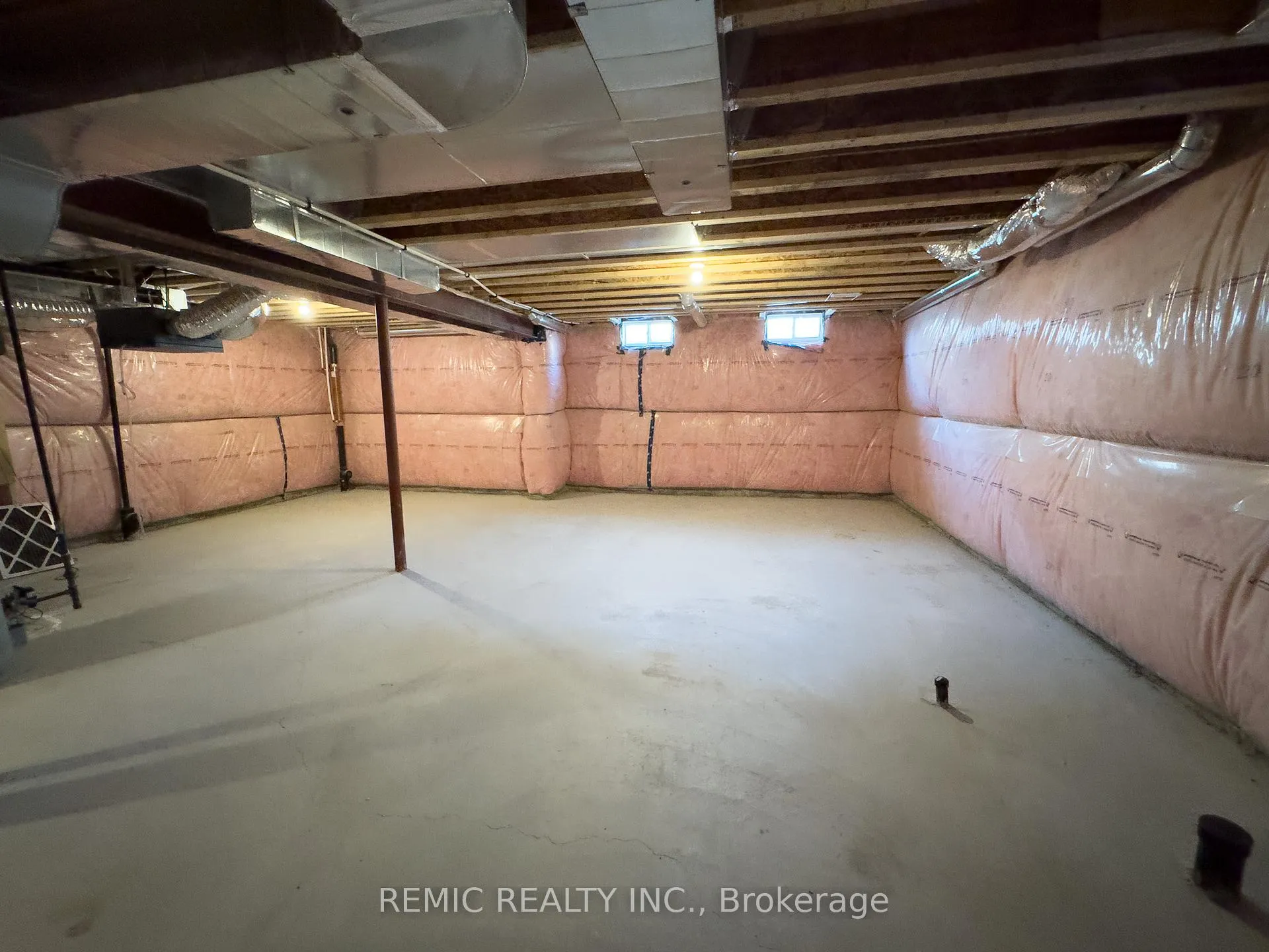 Photo 28 of 242 Flood Avenue, Clarington, Newcastle — HOMEH