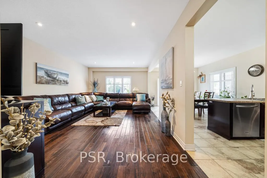 Photo 11 of 514 Old Mud Street, Hamilton, Albion Falls — HOMEH