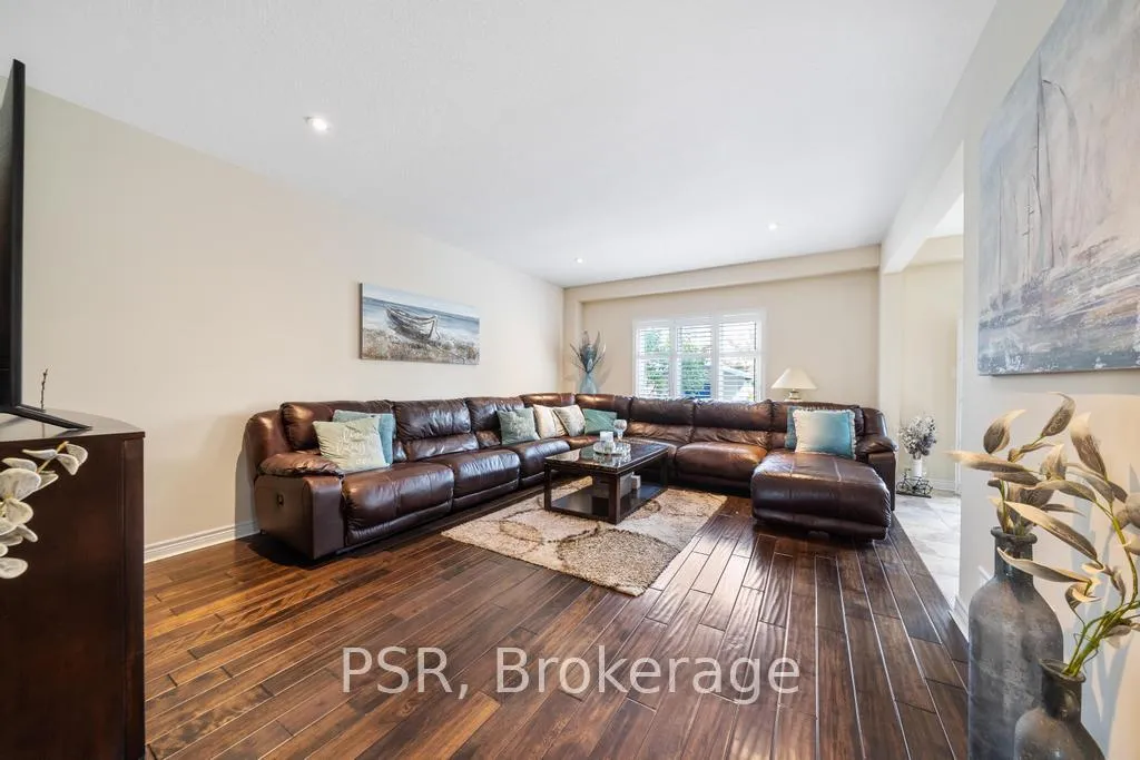 Photo 12 of 514 Old Mud Street, Hamilton, Albion Falls — HOMEH