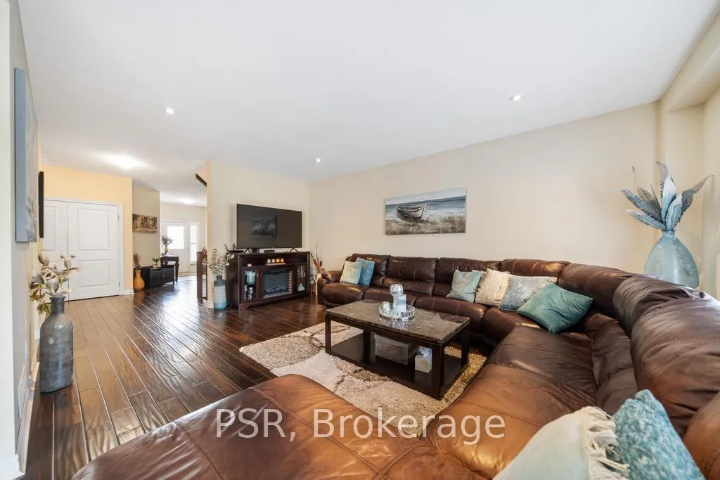 Photo 14 of 514 Old Mud Street, Hamilton, Albion Falls — HOMEH