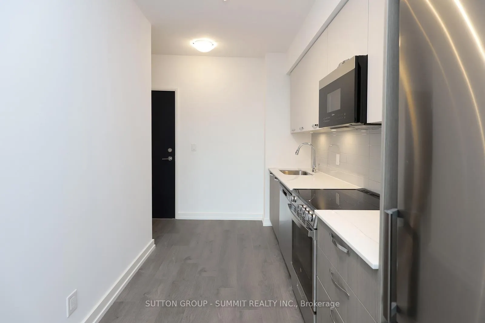 Photo 8 of Unit 1405, 75 James Street S, Hamilton, Corktown — HOMEH