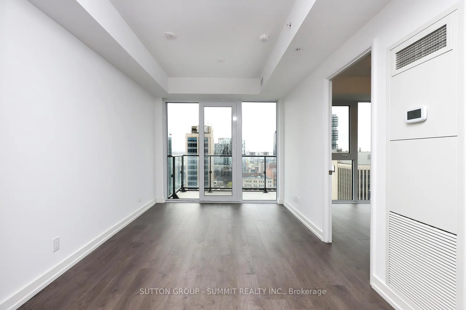Photo 14 of Unit 1405, 75 James Street S, Hamilton, Corktown — HOMEH