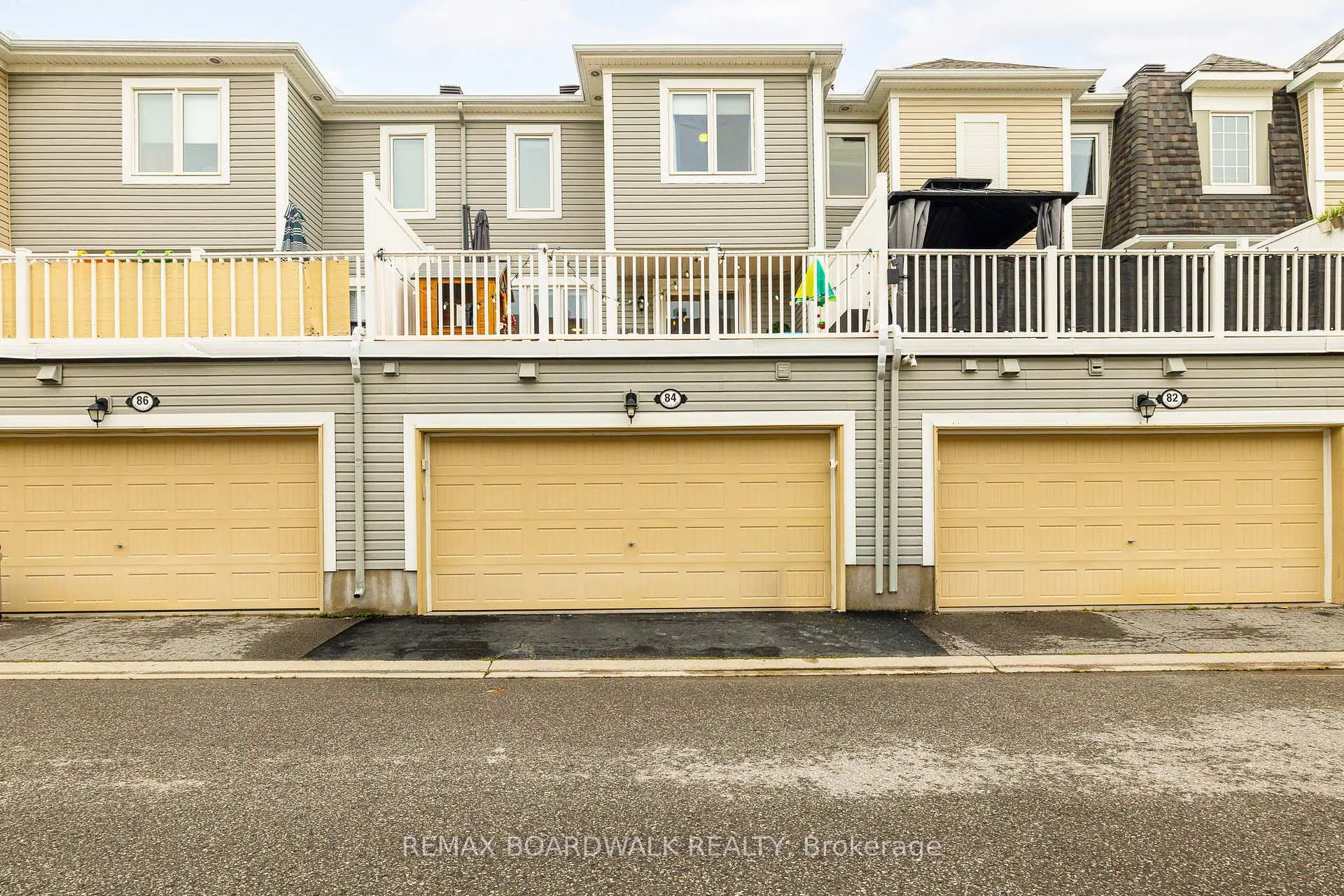 Photo 4 of 84 Brisote Lane, Ottawa, Stittsville (North) — HOMEH