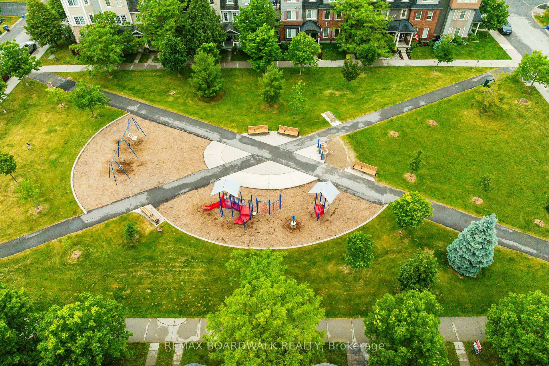 Photo 38 of 84 Brisote Lane, Ottawa, Stittsville (North) — HOMEH