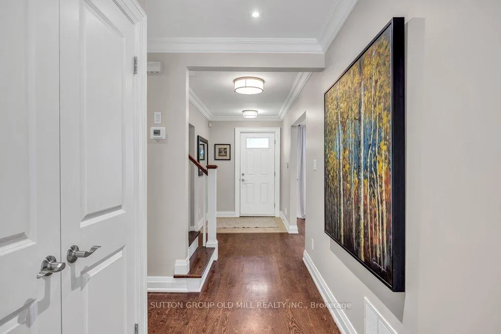 Photo 20 of 38 Edgemore Drive, Etobicoke, Stonegate-Queensway — HOMEH