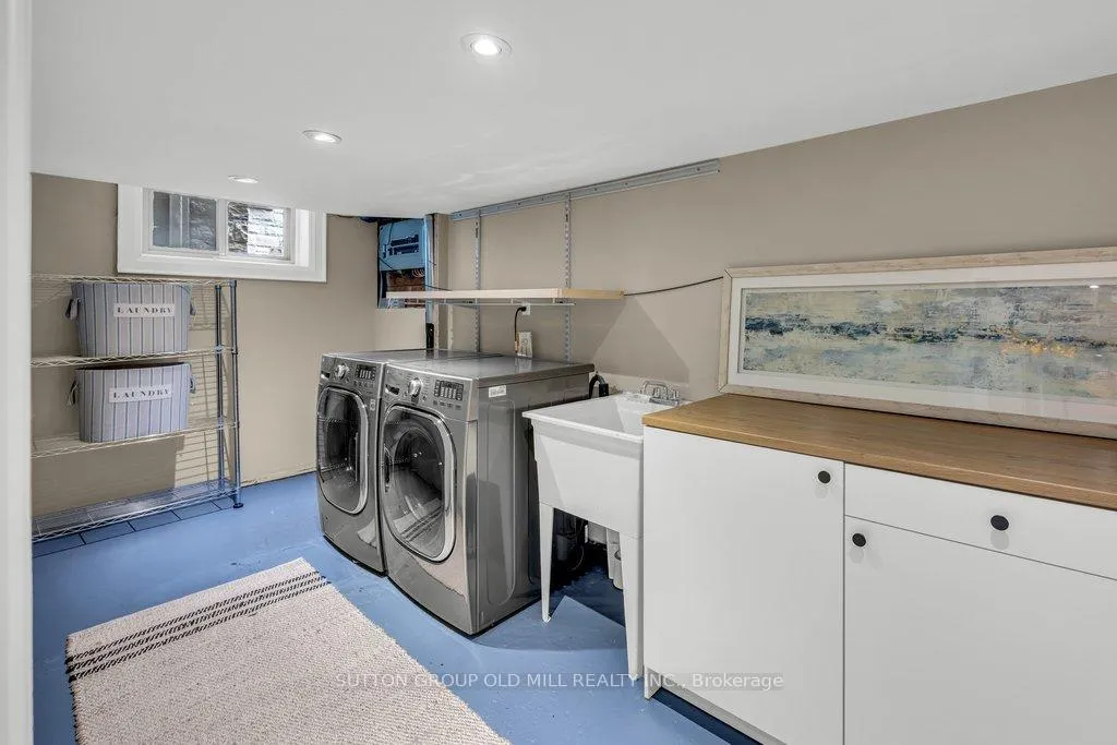 Photo 35 of 38 Edgemore Drive, Etobicoke, Stonegate-Queensway — HOMEH