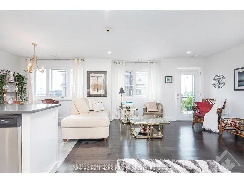 Photo 6 of Unit 10, 340 Tribeca Private, Ottawa, Barrhaven - Longfields — HOMEH