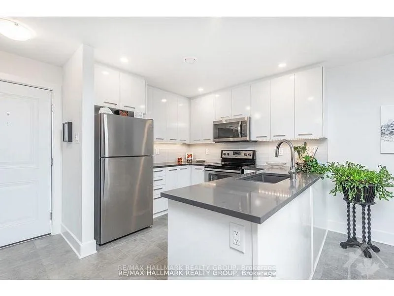 Photo 10 of Unit 10, 340 Tribeca Private, Ottawa, Barrhaven - Longfields — HOMEH