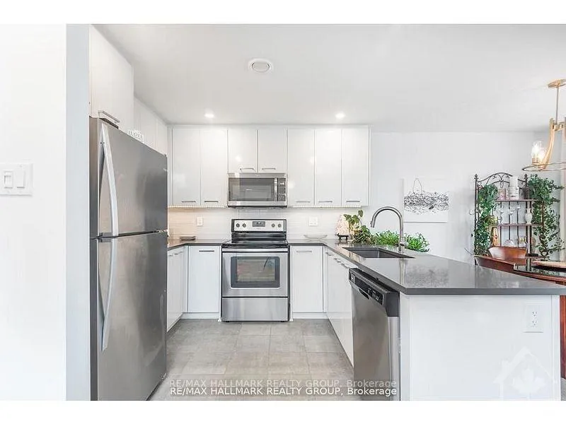 Photo 11 of Unit 10, 340 Tribeca Private, Ottawa, Barrhaven - Longfields — HOMEH