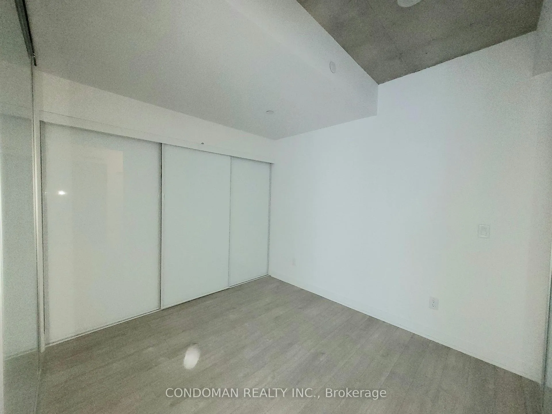 Photo 10 of Unit 404, 45 Baseball Place, Toronto, South Riverdale — HOMEH