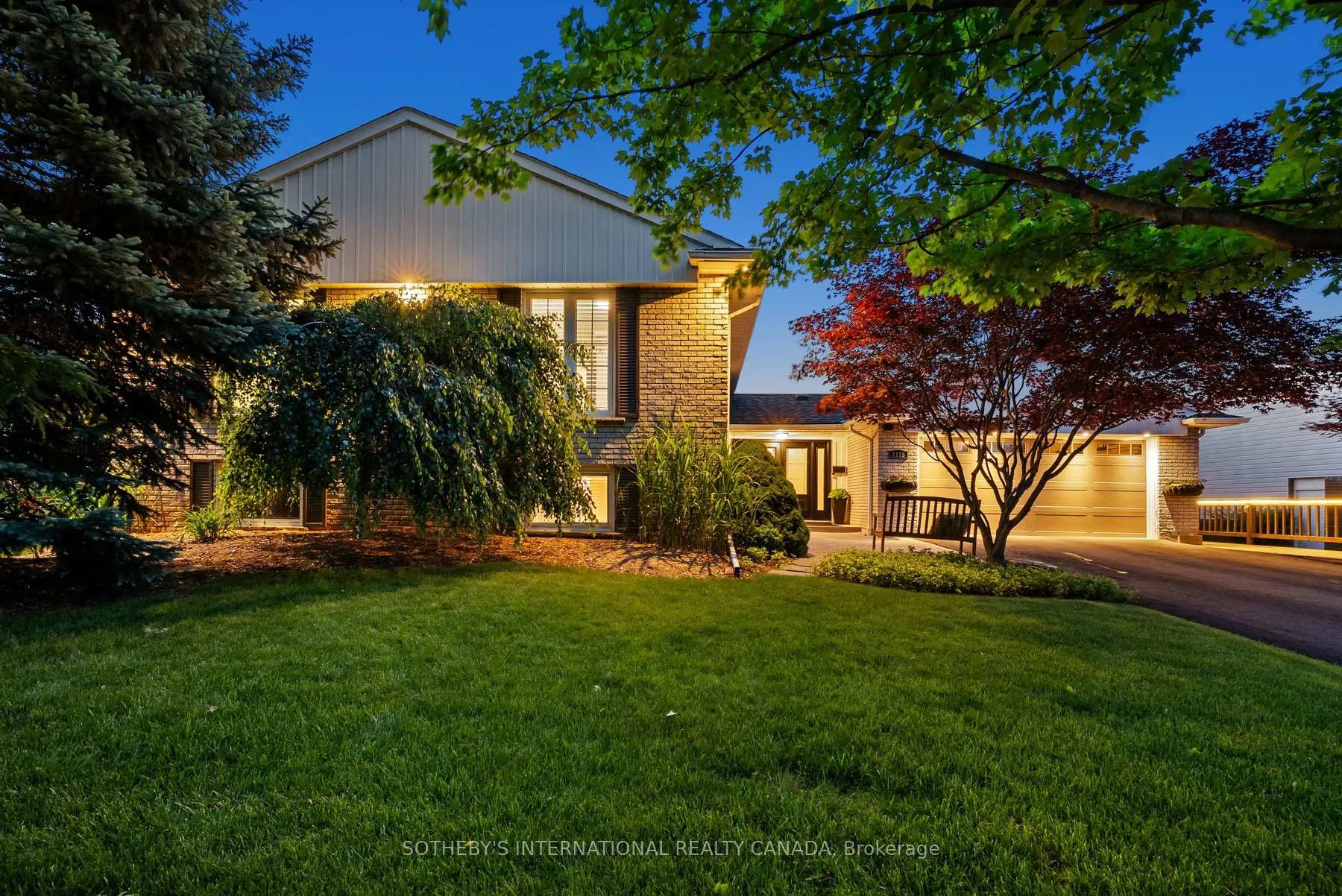 Photo 3 of 1115 Havendale Boulevard, Burlington, Tyandaga — HOMEH