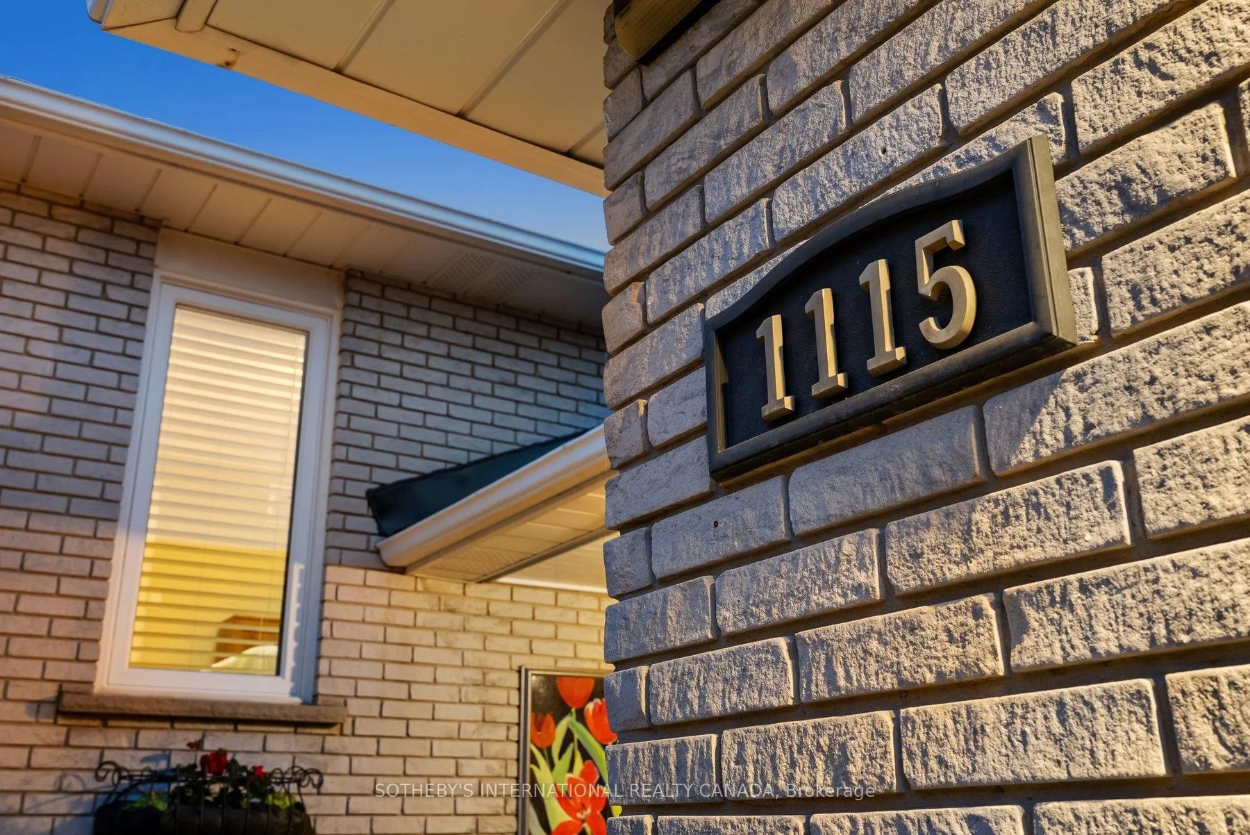 Photo 4 of 1115 Havendale Boulevard, Burlington, Tyandaga — HOMEH