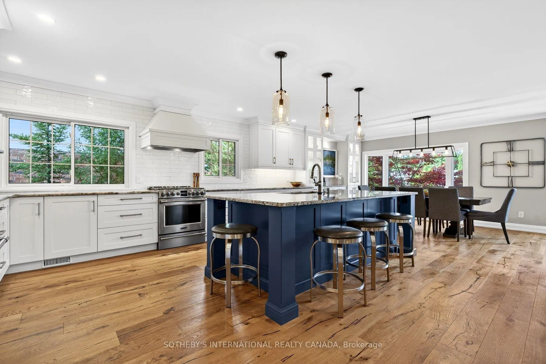 Photo 10 of 1115 Havendale Boulevard, Burlington, Tyandaga — HOMEH