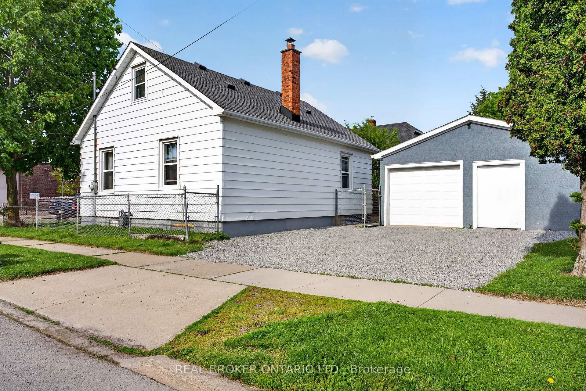 Front of 78 Facer Street