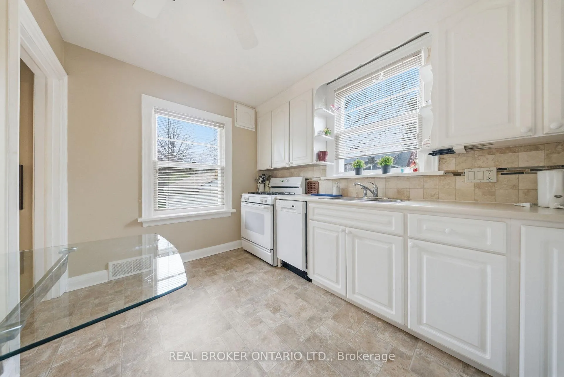 Photo 13 of 243 Sydney Street, Milton, Old Milton — HOMEH