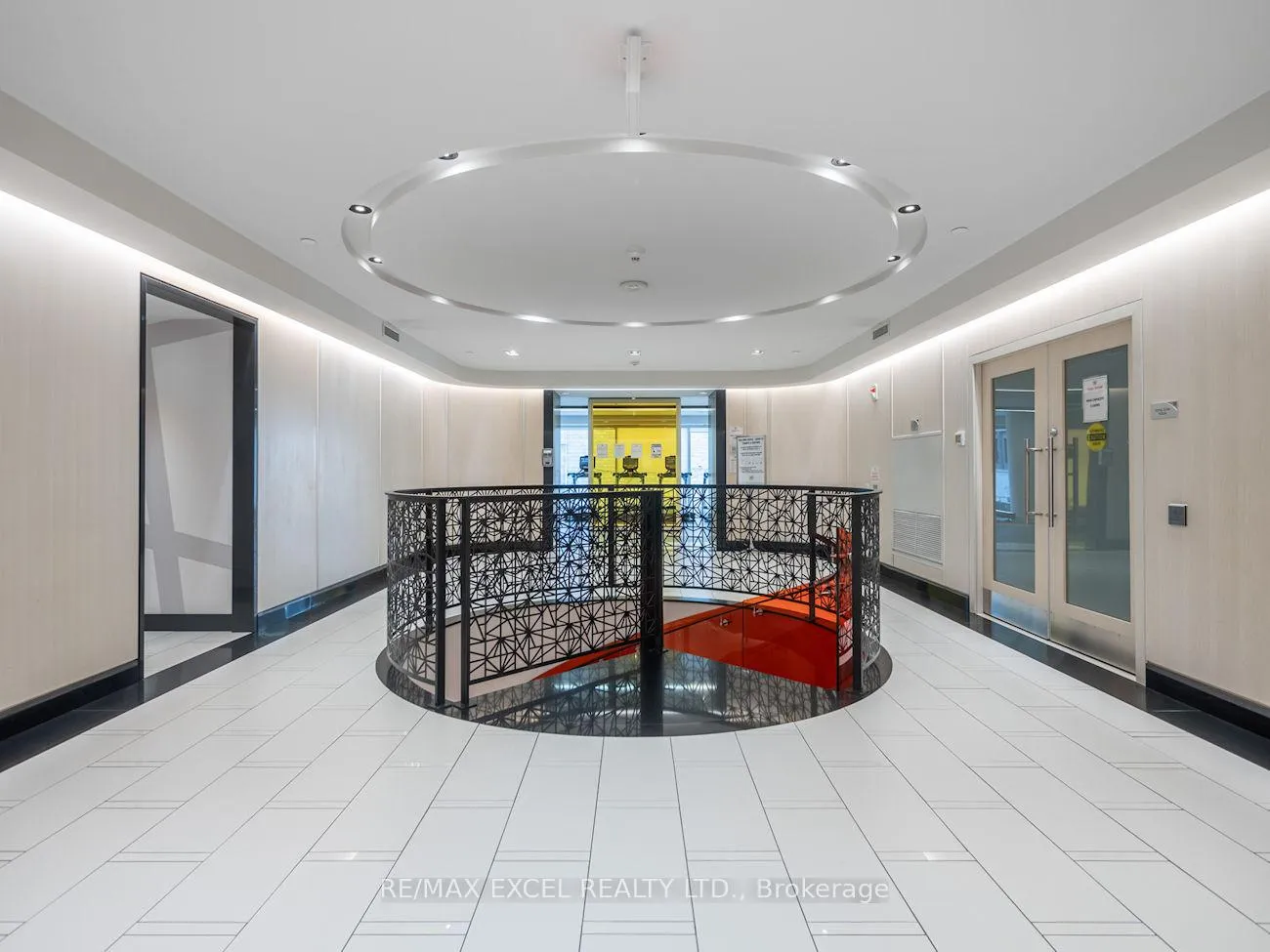Photo 6 of Unit 619, 30 Roehampton Avenue, Toronto, Mount Pleasant East — HOMEH