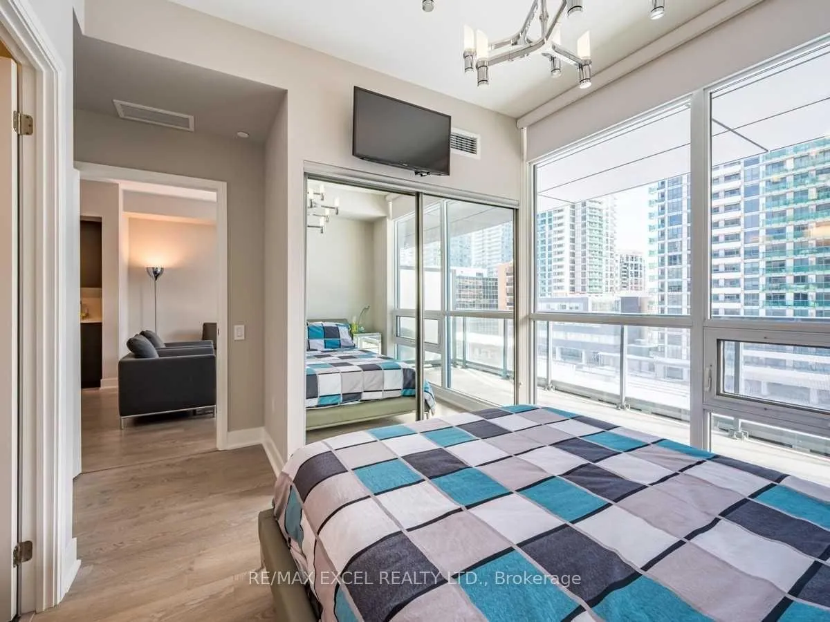 Photo 22 of Unit 619, 30 Roehampton Avenue, Toronto, Mount Pleasant East — HOMEH