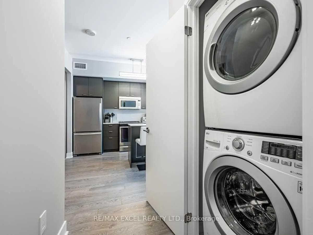 Photo 25 of Unit 619, 30 Roehampton Avenue, Toronto, Mount Pleasant East — HOMEH