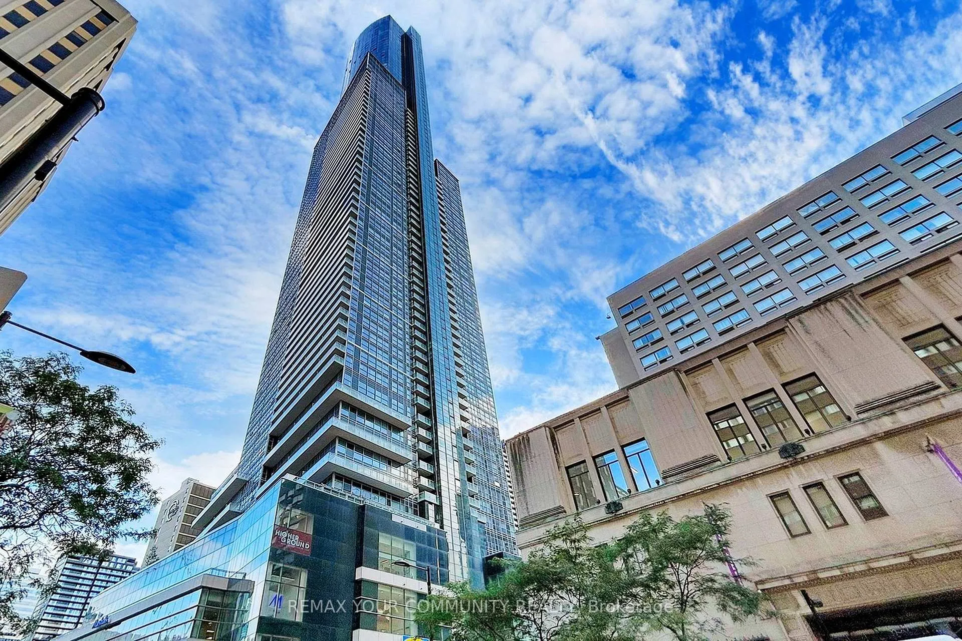 Photo 2 of Unit 3904, 386 Yonge Street, Toronto, Bay Street Corridor — HOMEH