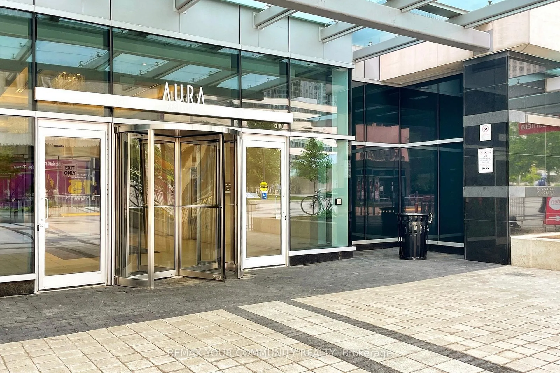Photo 9 of Unit 3904, 386 Yonge Street, Toronto, Bay Street Corridor — HOMEH