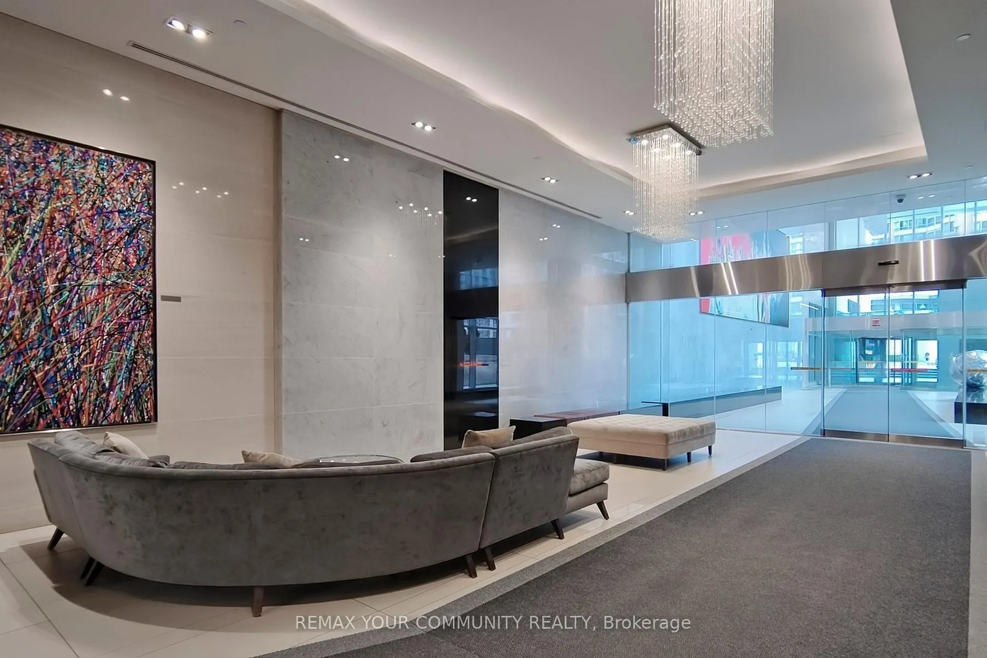 Photo 10 of Unit 3904, 386 Yonge Street, Toronto, Bay Street Corridor — HOMEH