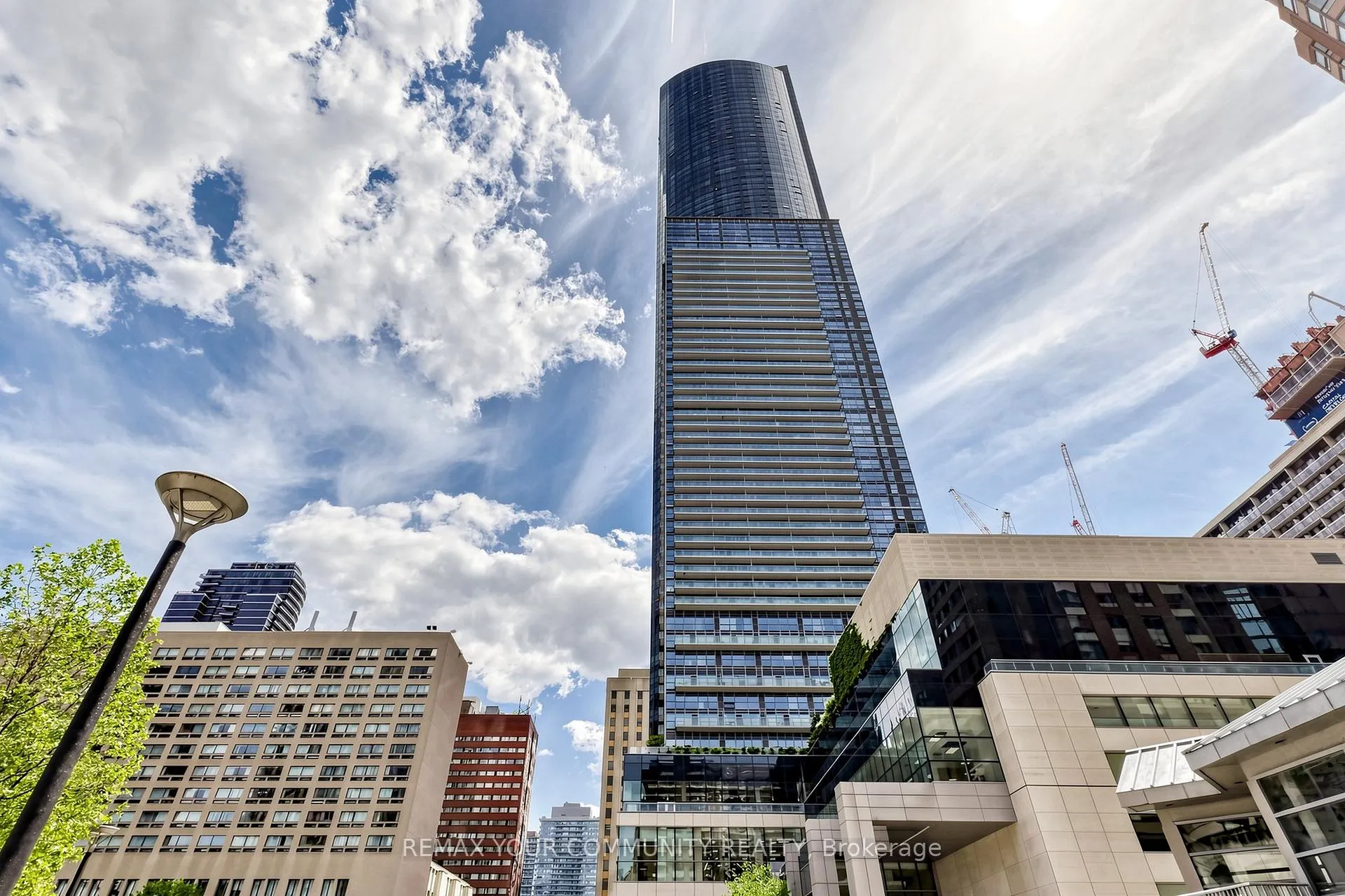 Photo 16 of Unit 3904, 386 Yonge Street, Toronto, Bay Street Corridor — HOMEH